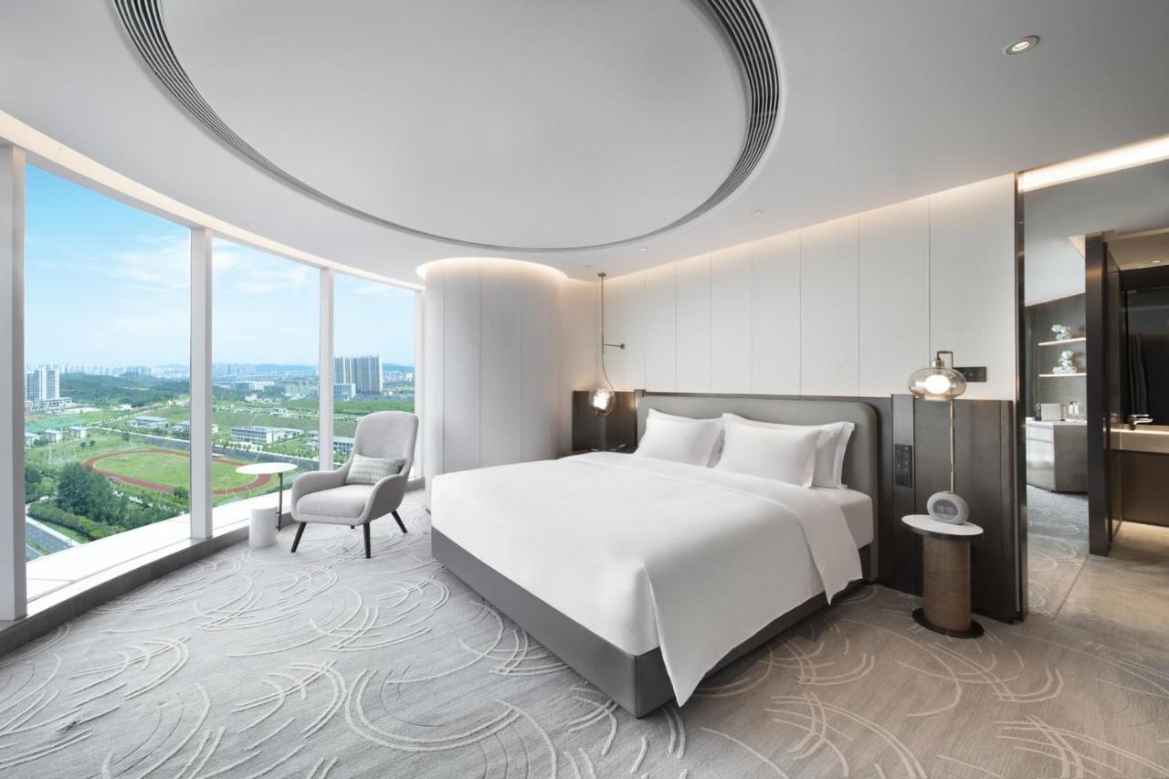 Crowne Plaza Wuhan Optics Valley By Ihg Екстер'єр фото