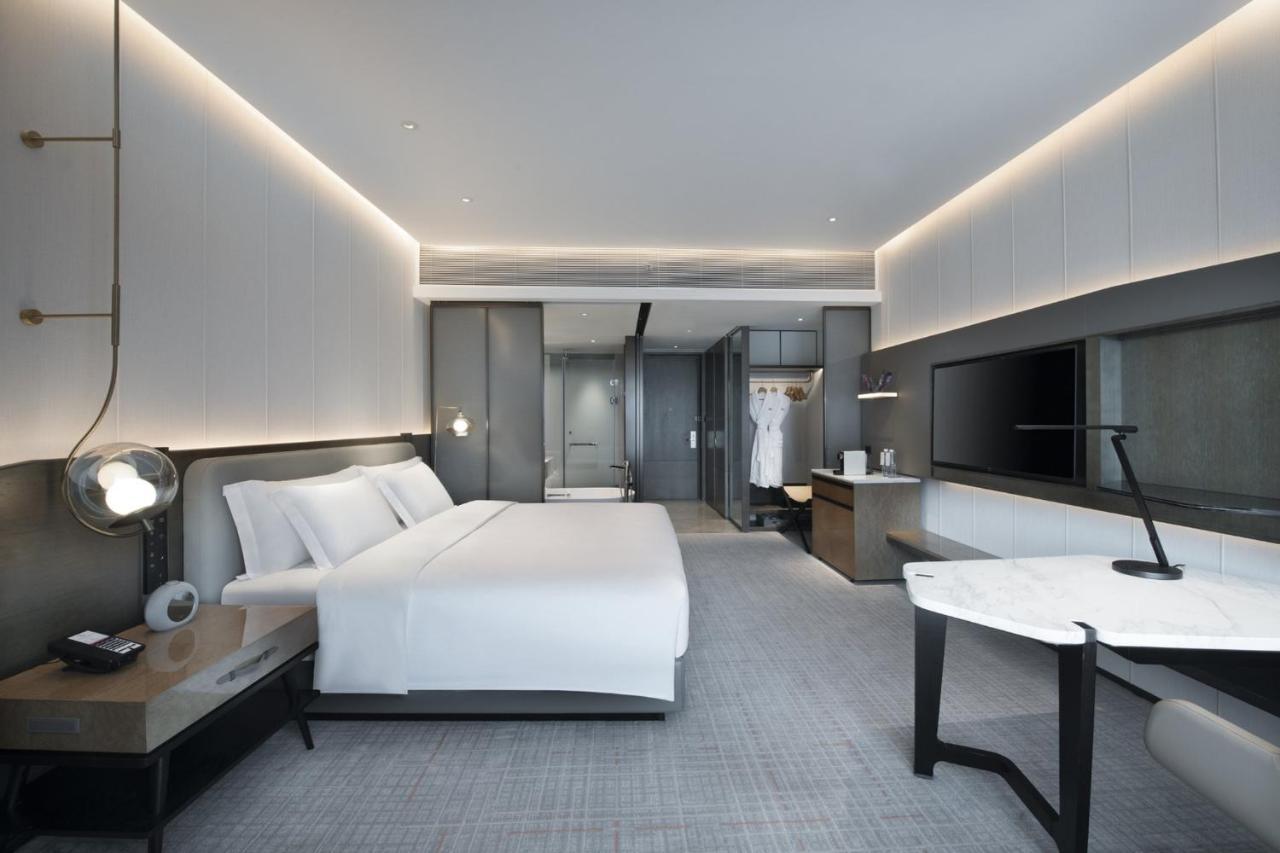 Crowne Plaza Wuhan Optics Valley By Ihg Екстер'єр фото