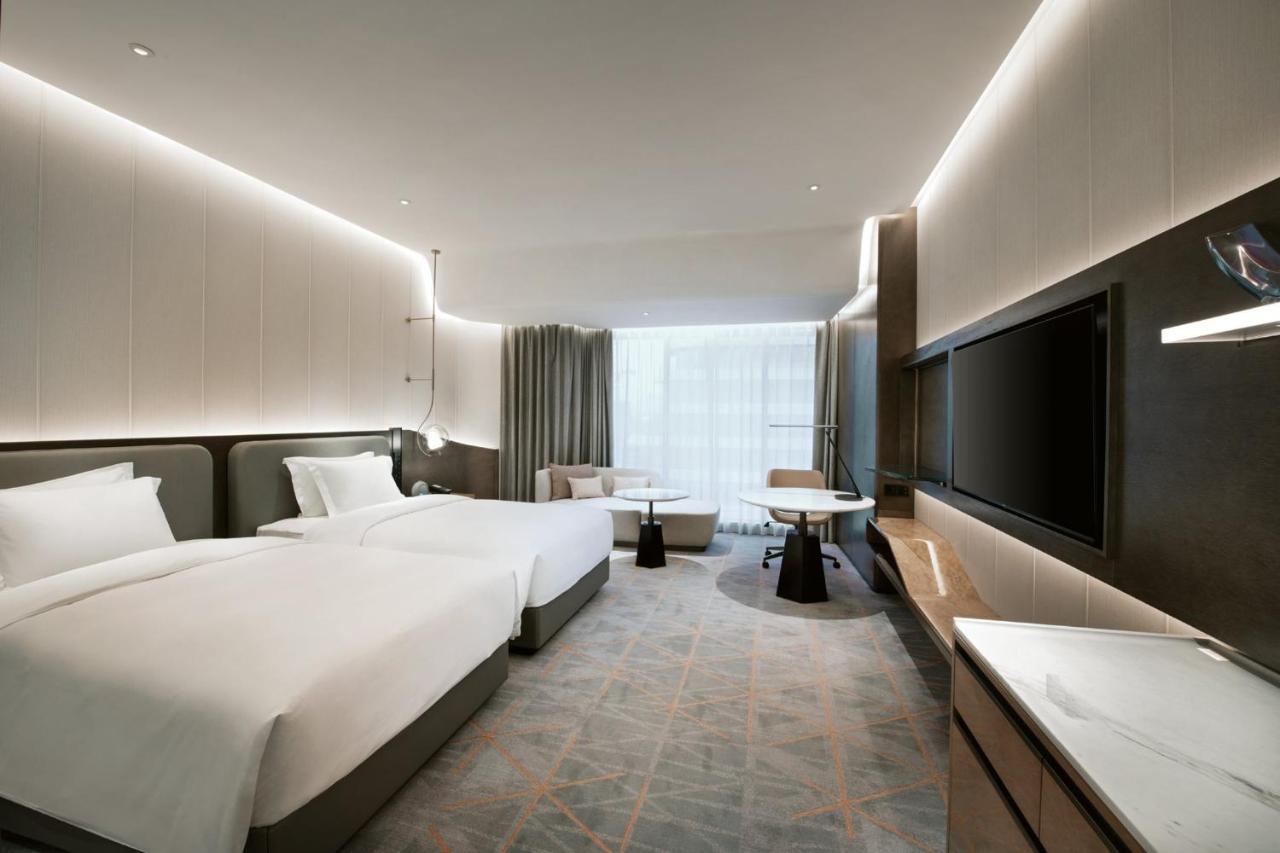 Crowne Plaza Wuhan Optics Valley By Ihg Екстер'єр фото